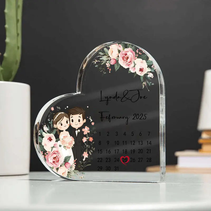 Personalized Heart-Shaped Wedding & Anniversary Gift Elegant Floral Acrylic Decor