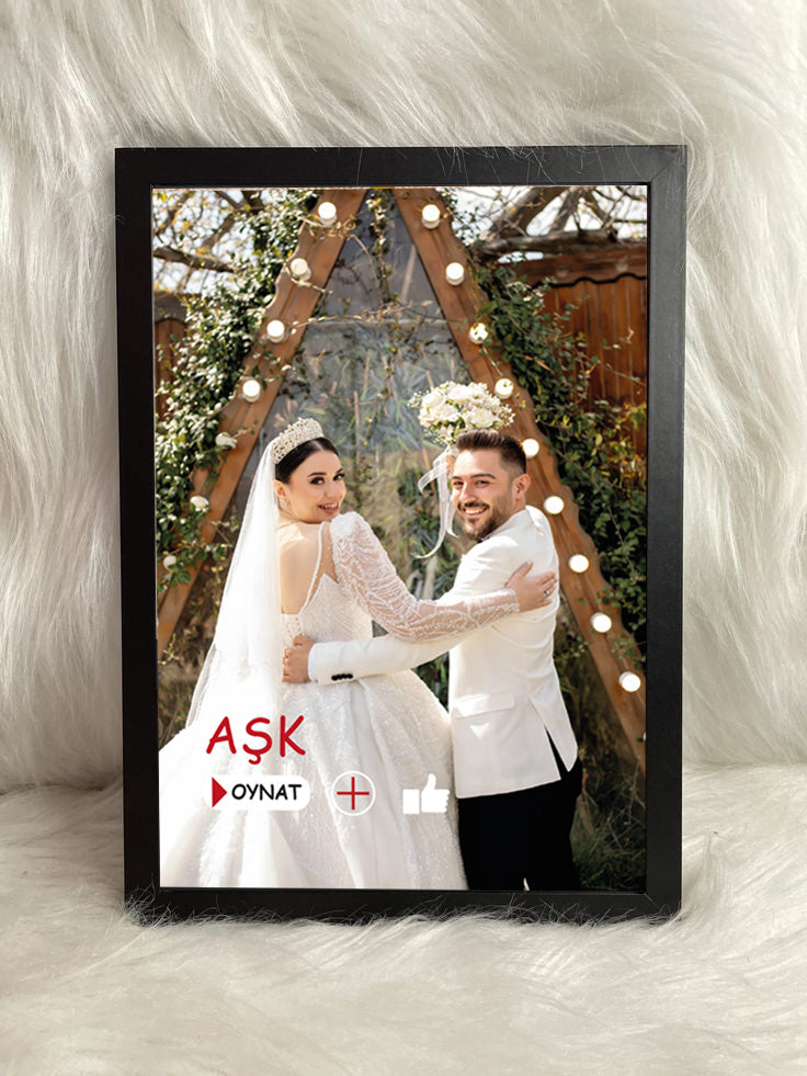Kişiye Özel “Film Afişi” Düğün Posteri  – Netflix Tarzı, Çerçeveli UV Baskı 🎬❤️