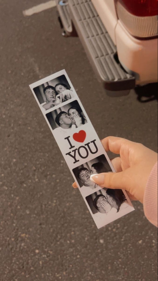 Kişiye Özel Photobooth Fotoğraf Şeridi “I LOVE YOU” – Romantik Hediye, Kitap Ayracı