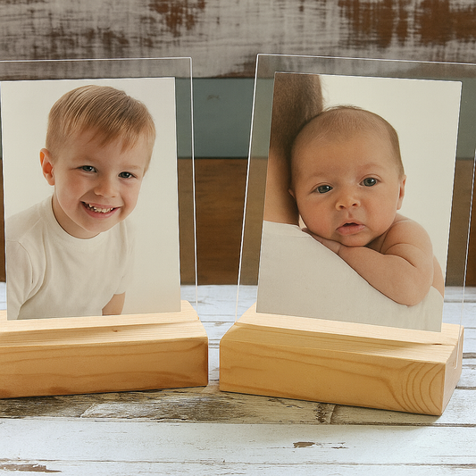 📸 Kişiye Özel Ahşap Tabanlı Akrilik Fotoğraf Çerçevesi – Şık ve Modern Hediye