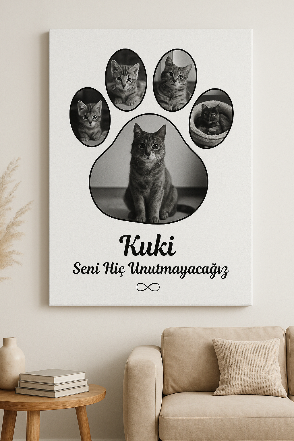 Kişiye Özel Evcil Hayvan Hatıra Kanvas Tablo | Pati Şeklinde Siyah Beyaz Fotoğraf  Kedi ve Köpek Anı Tablosu