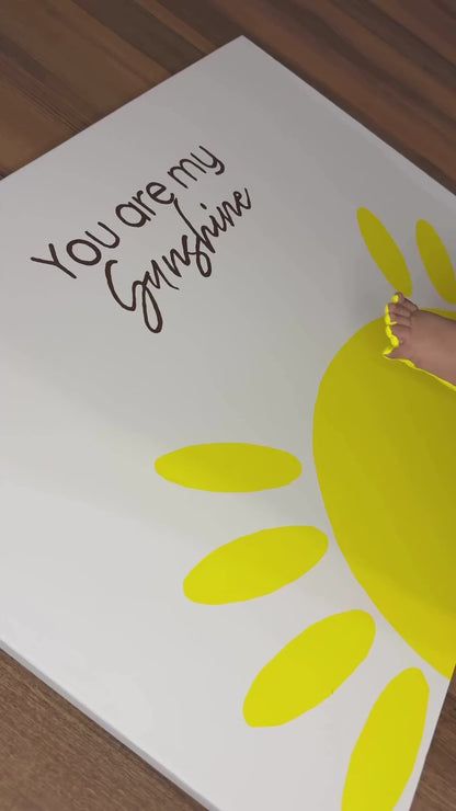 You Are My Sunshine” Ayak İzi Tablo Seti – Sarı Parmak boyası Dahil, Bebek ve Aile Etkinlik Anı Tablosu, Hatıra Hediyesi